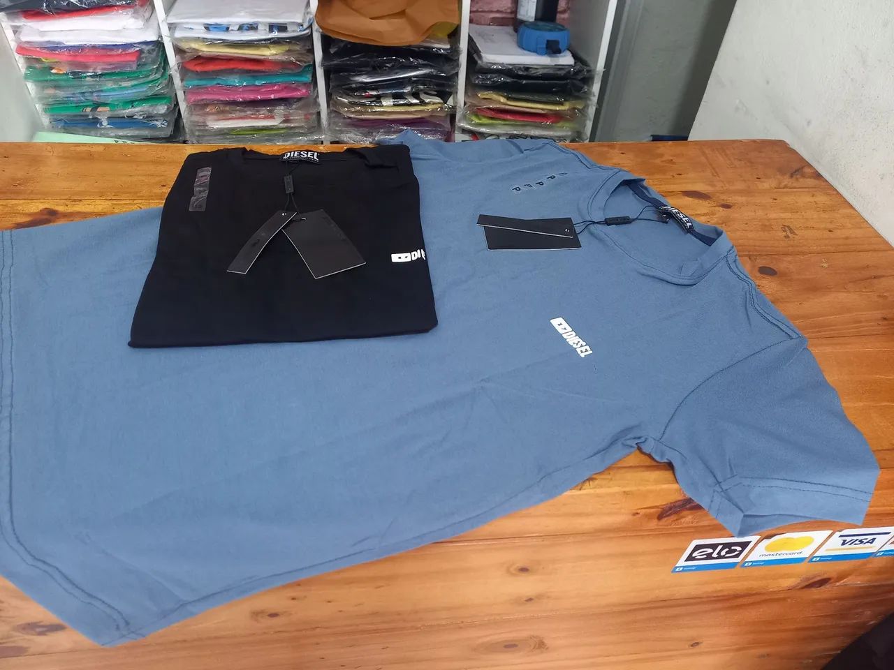 Camisas várias marcas - várias corese - Tamanhos M - Foto 2