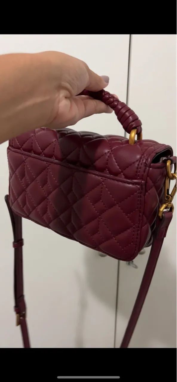 Bolsa Pequena Matelassê Santa Lolla Vermelho Cherry - Foto 2