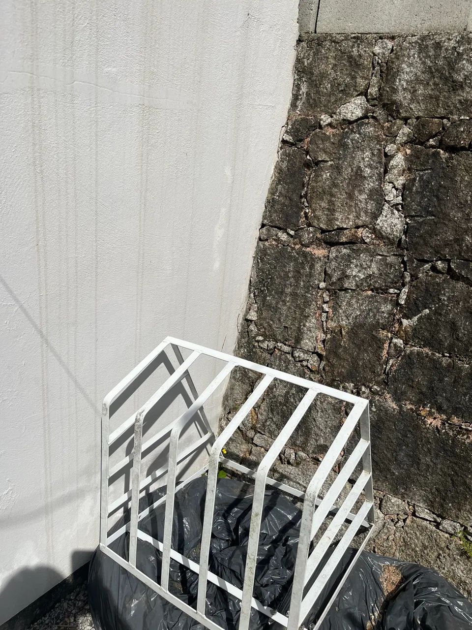 Portão de alumínio + lixeira 64706493100547122