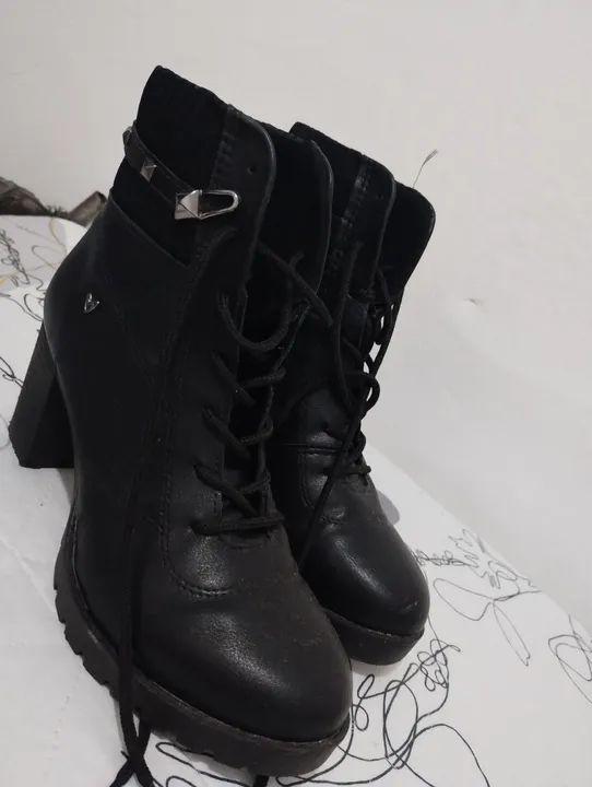 Bota Coturno Feminina Preta