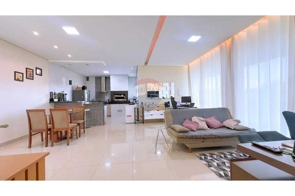 Casa moderna 02 quartos terreno 711m² Jardim Botânico DF