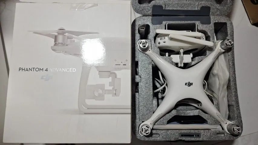 DJI - Phanton 4 - Adv