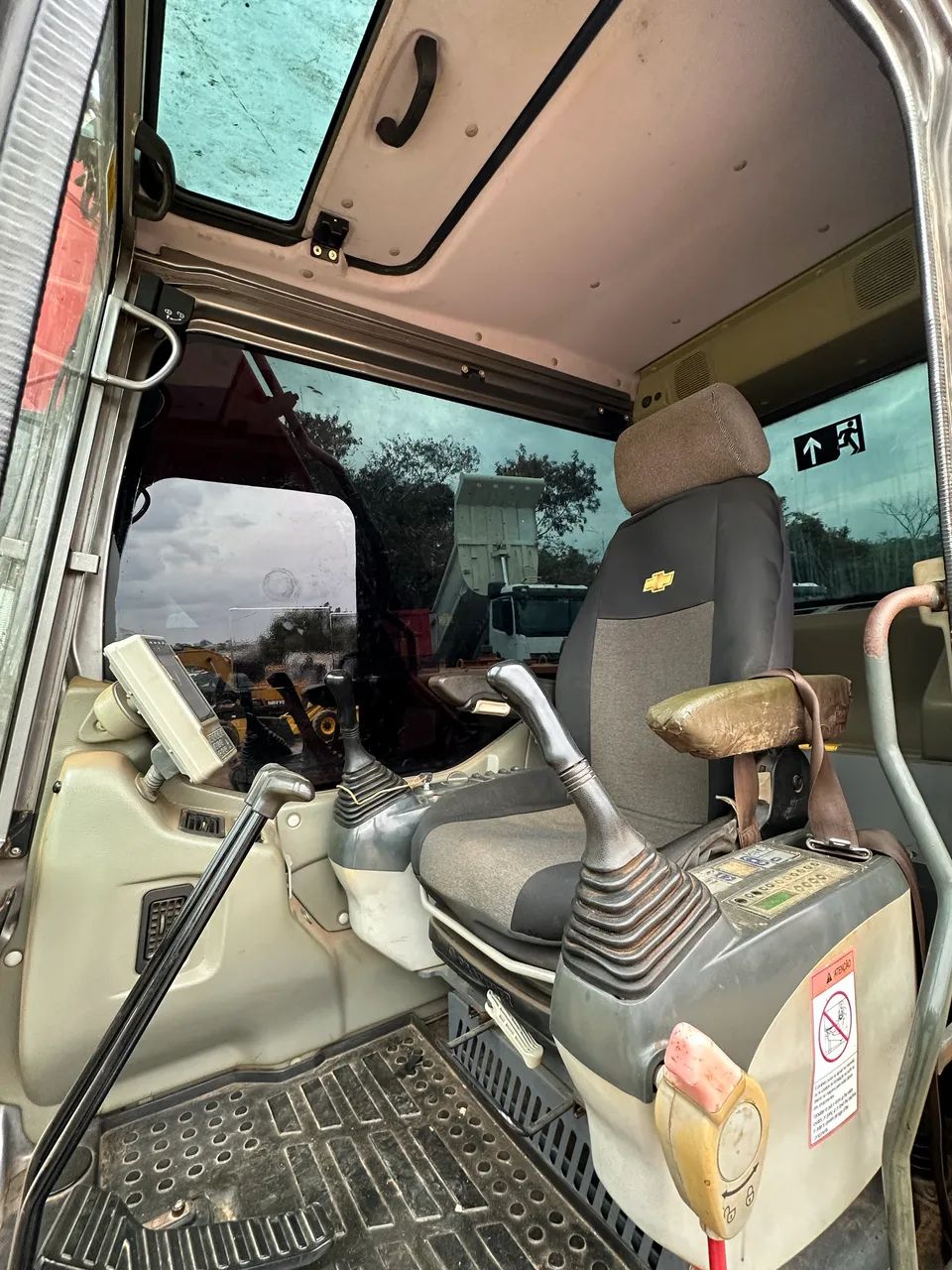Escavadeira Sany SY135 2014  - Foto 5