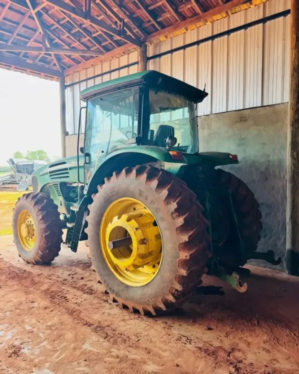 Trator John Deere 7715 ano 2010 - Foto 3