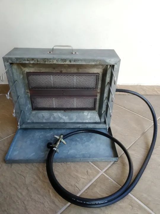 Churrasqueira a Gás para 4 Espetos (Unitário ou as duas) 280 cada    - Foto 2