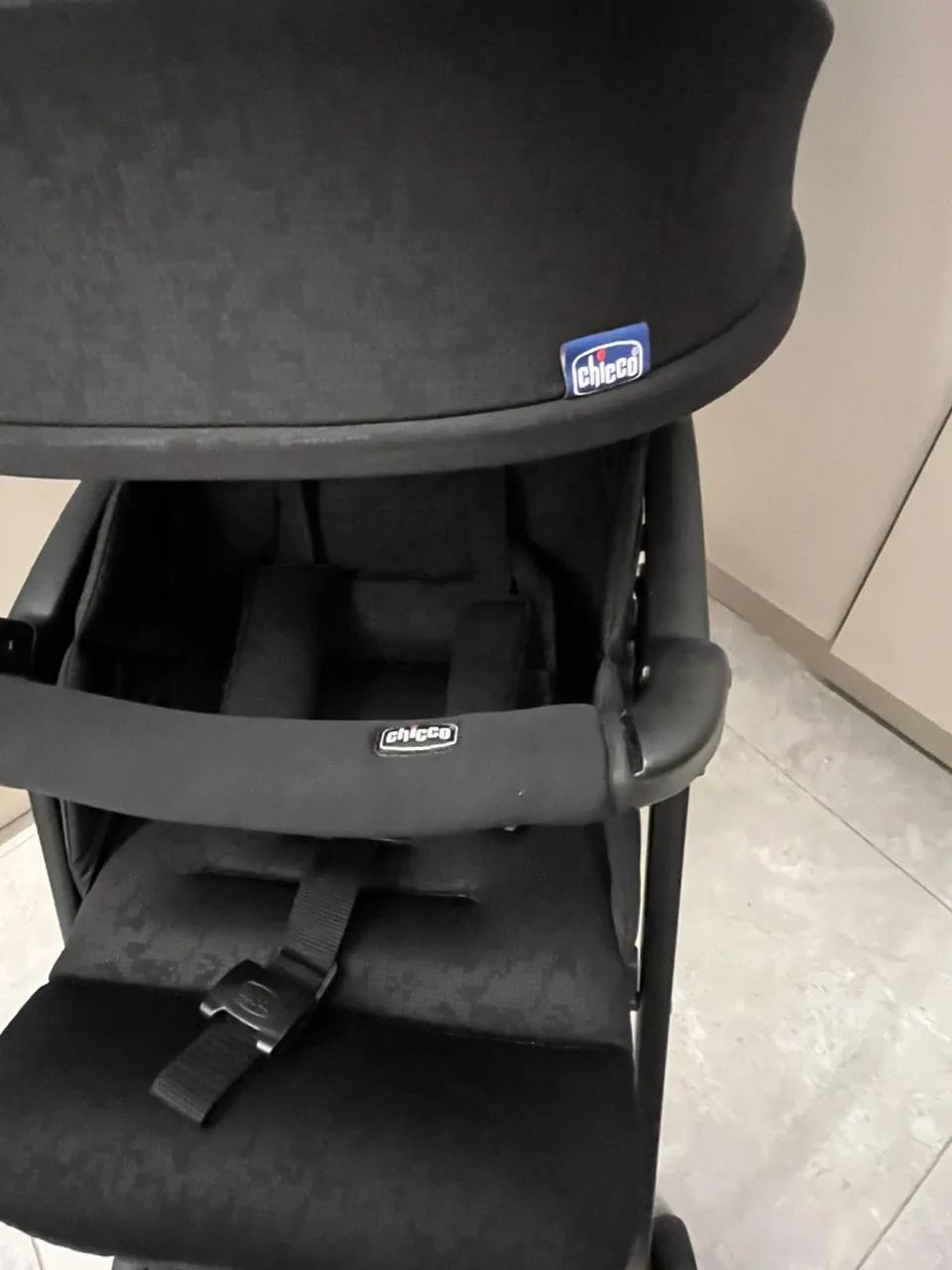 Carrinho de Bebê Compacto - Chicco - Ohlalà - De 0 à 15kg - Preto - Foto 2