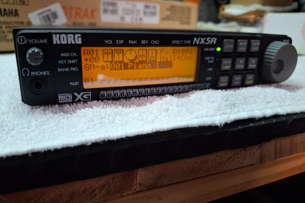 Módulo sintetizador Midi kork Ns5r,x5d, 05rRw - Instrumentos