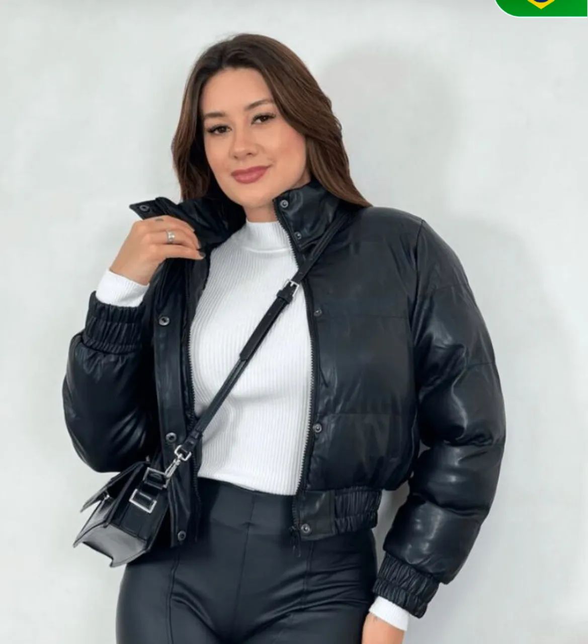 Jaqueta Bomber de Couro Feminina Elegante