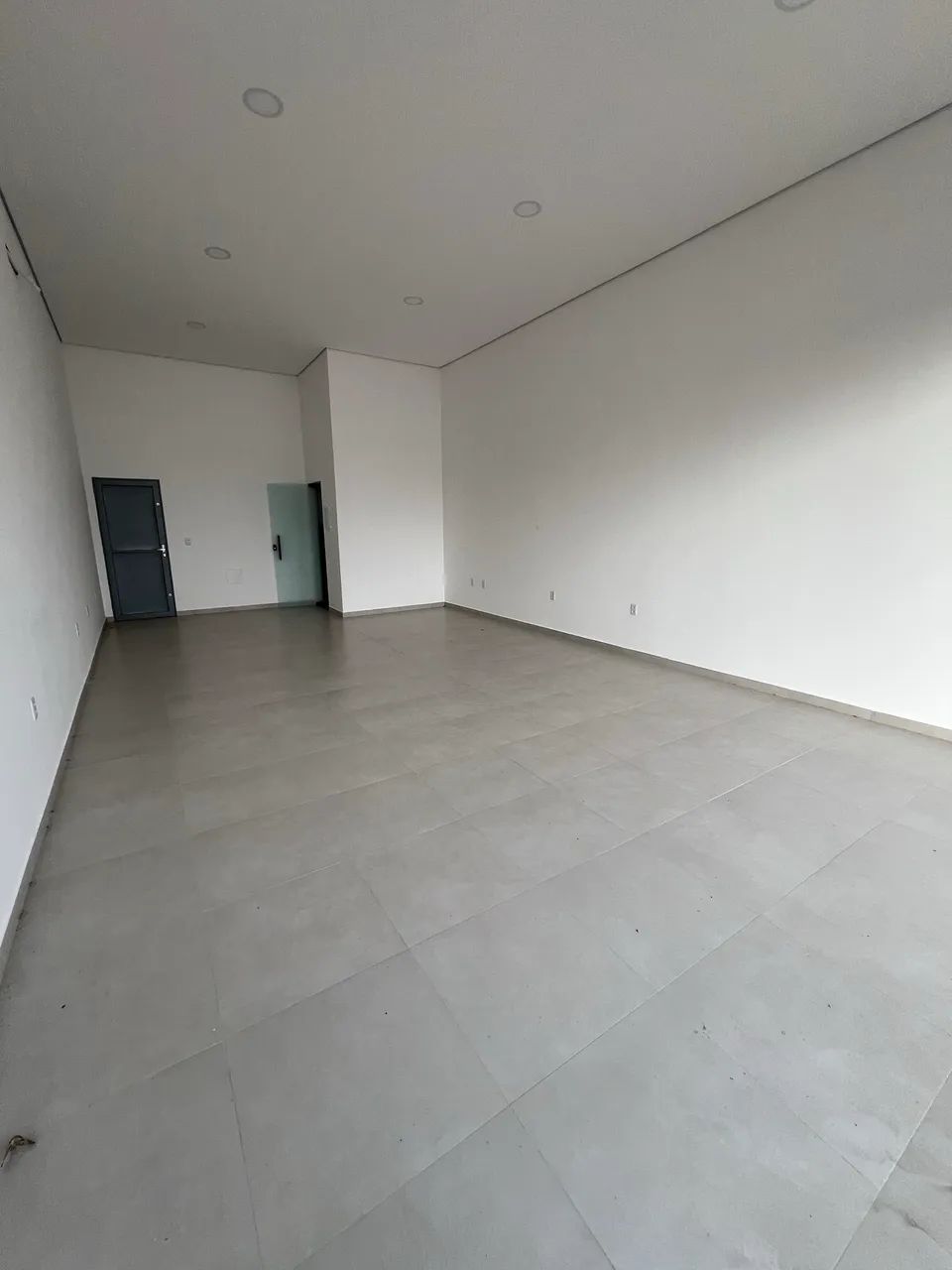 Aluga-se salas comerciais no bairro Mecejana - Foto 3