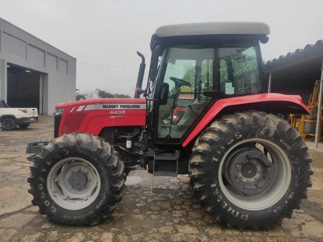 Trator Massey Ferguson - Mf 4409, 400 Horas. Fabricação 2023 - Foto 3