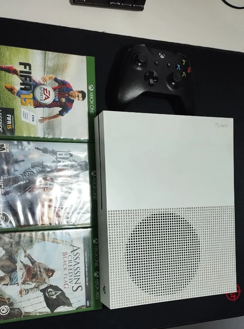 Xbox one S + 3 jogos + controle