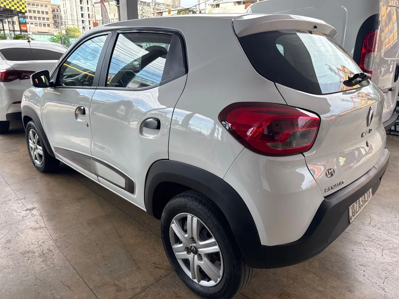 Kwid Zen 1.0  - Foto 3
