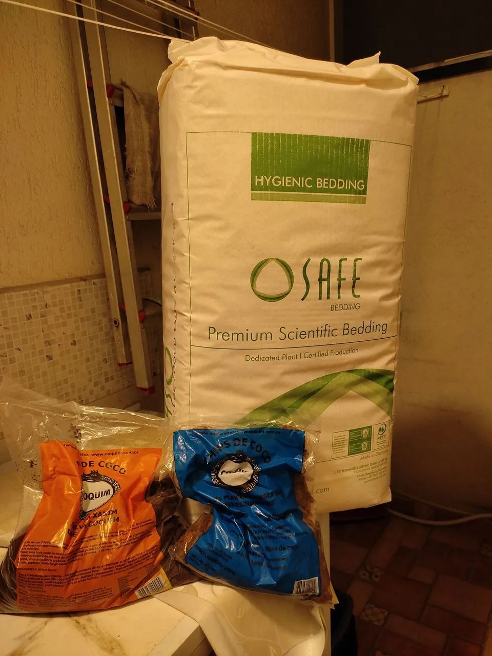 Cama para Roedores substrato Aspen Osafe 100 litros - Foto 2