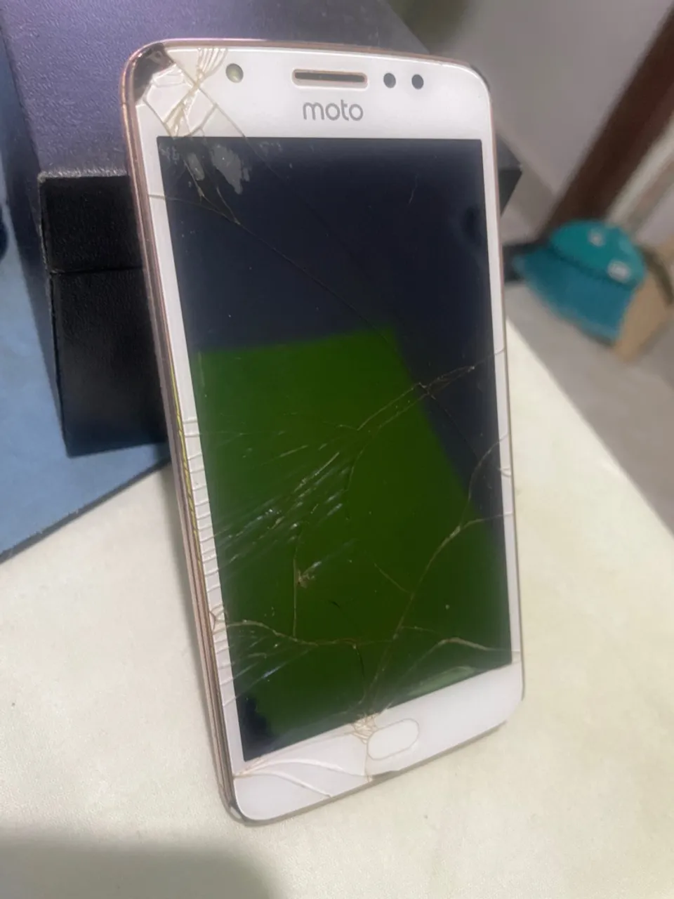 Vendo celulares (retirada de peças)