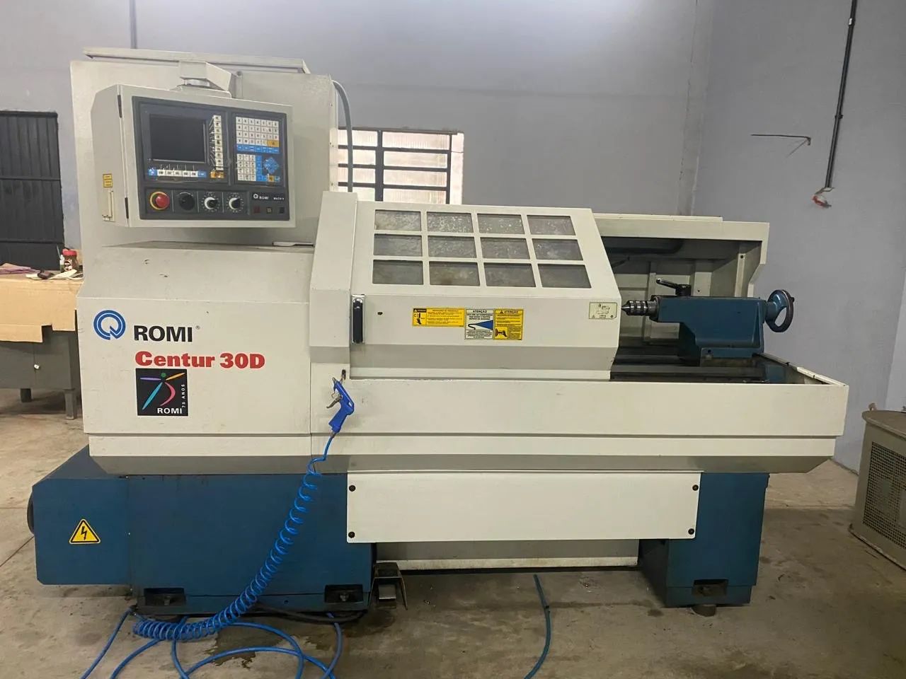 Torno CNC ROMI - Foto 2