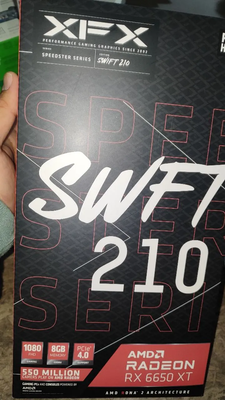 XFX Speedster SWIFT 210 Radeon RX 6650 XT