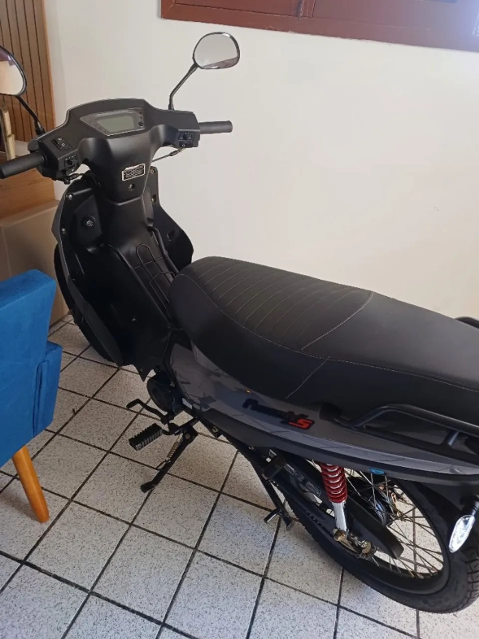 Moto nova 400km, único dono - Foto 3