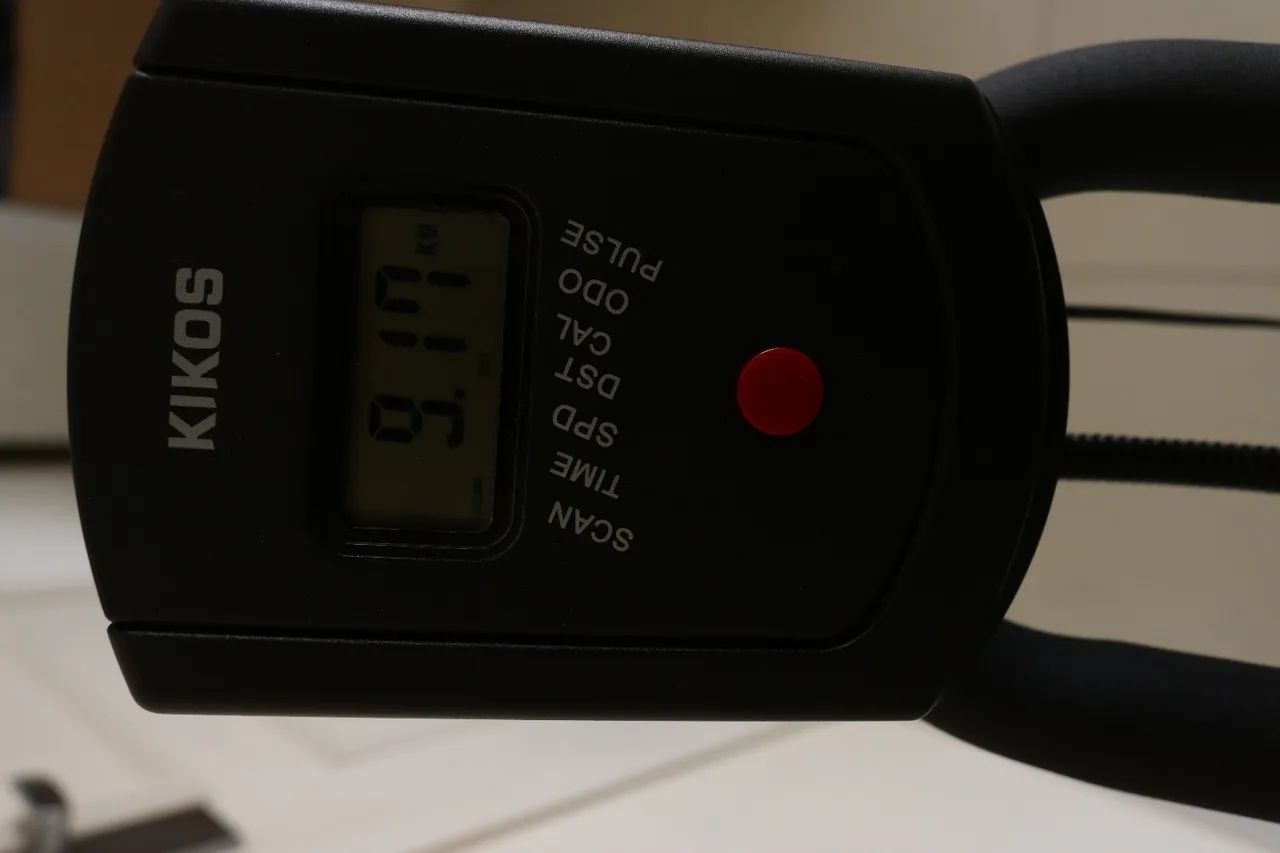 Bicicleta Ergométrica Kikos F7 - Foto 2