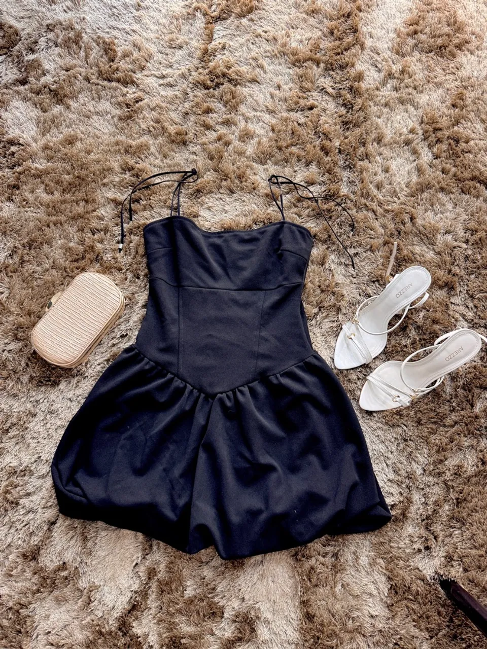Vestido preto balone