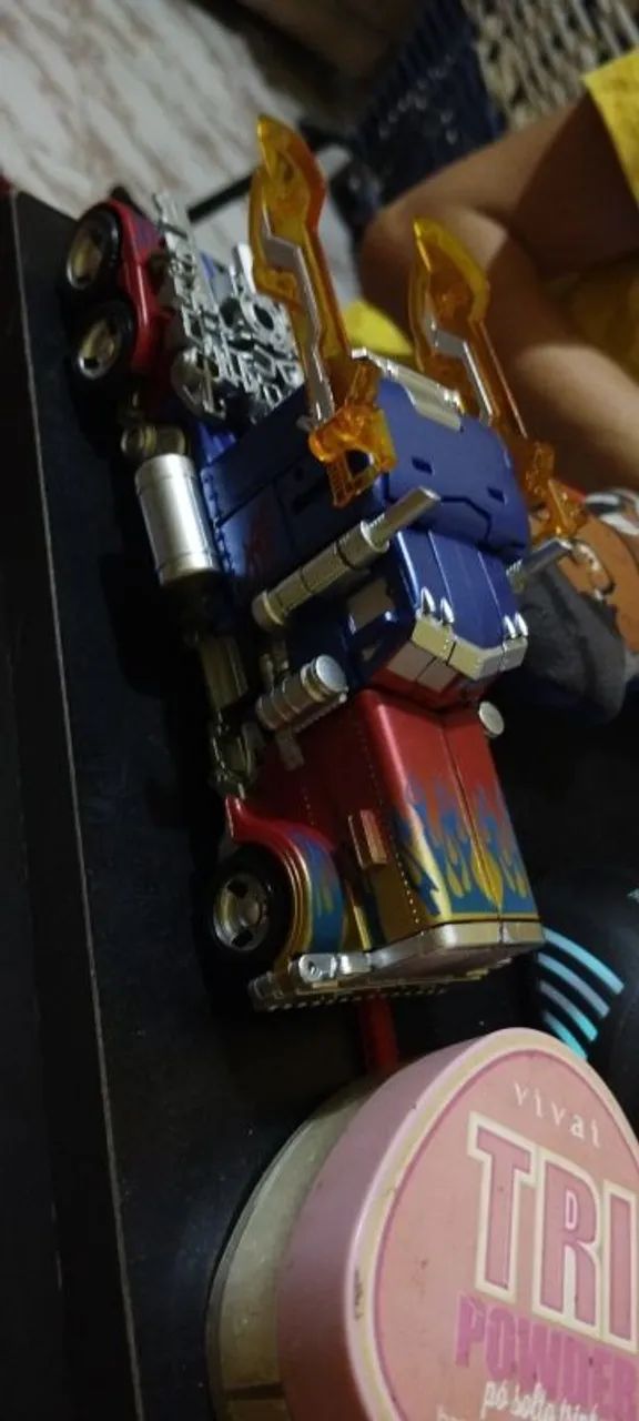 Transformers Optimus Prime -18 cm - Foto 5
