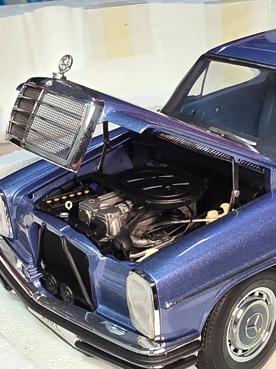 ミニカー Autoart 1/18 Mercedes Benz CL ミニカー Autoart 1/18 Mercedes Benz CL 1/18 AUTOart Mercedes-Benz