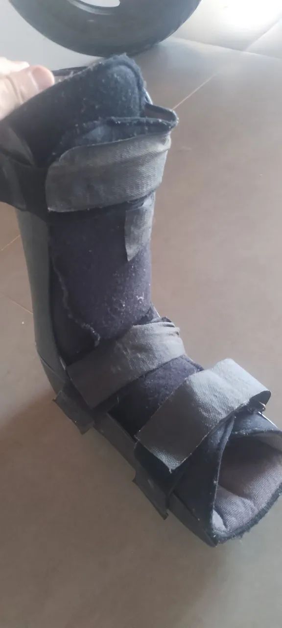 Bota ortopédica para imobilização de tornozelo - Foto 3