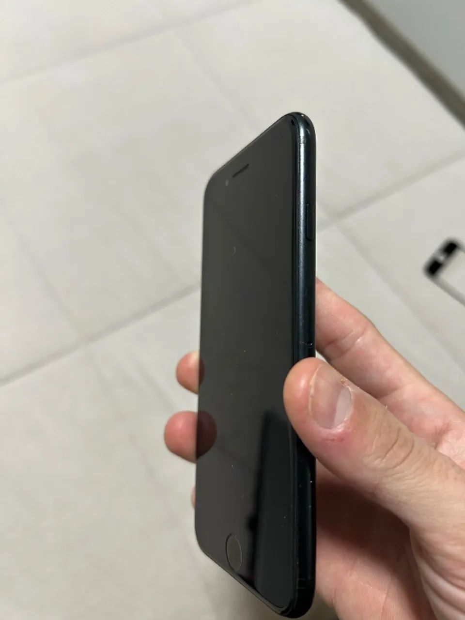 iPhone SE 2 (2020) 128gb para desmontar e usar peças  - Foto 4