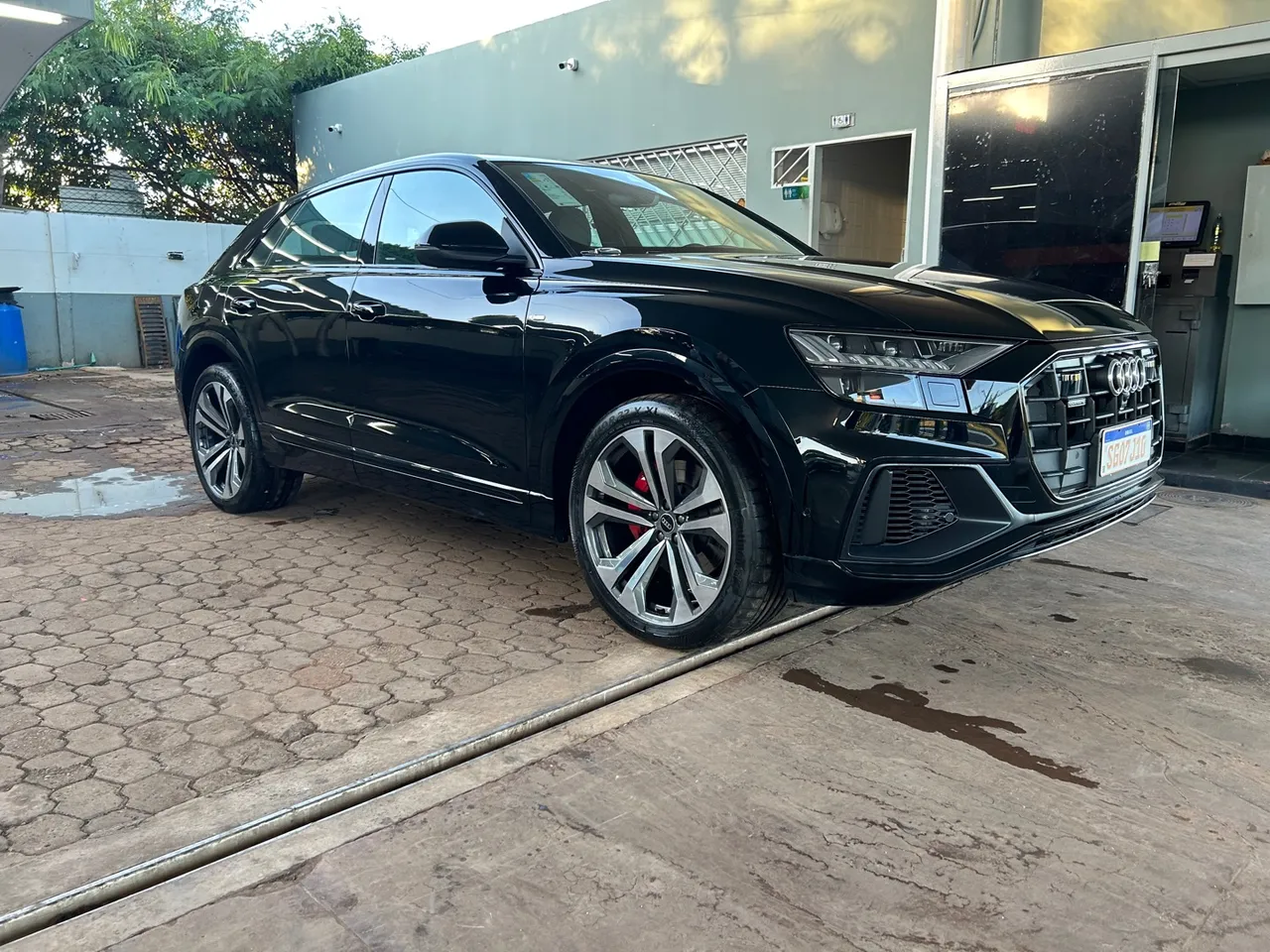 Audi Q8 Performance SLine Black 2022 De Embaixada.