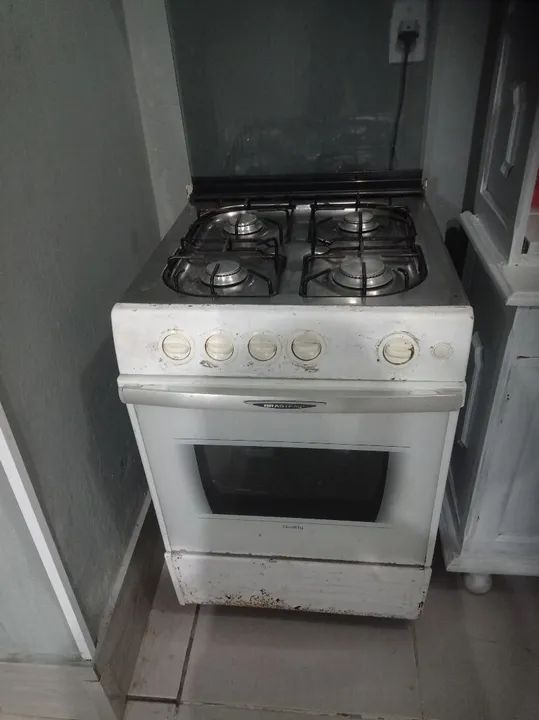 Fogão a Gás 4 Bocas Usado - Foto 4