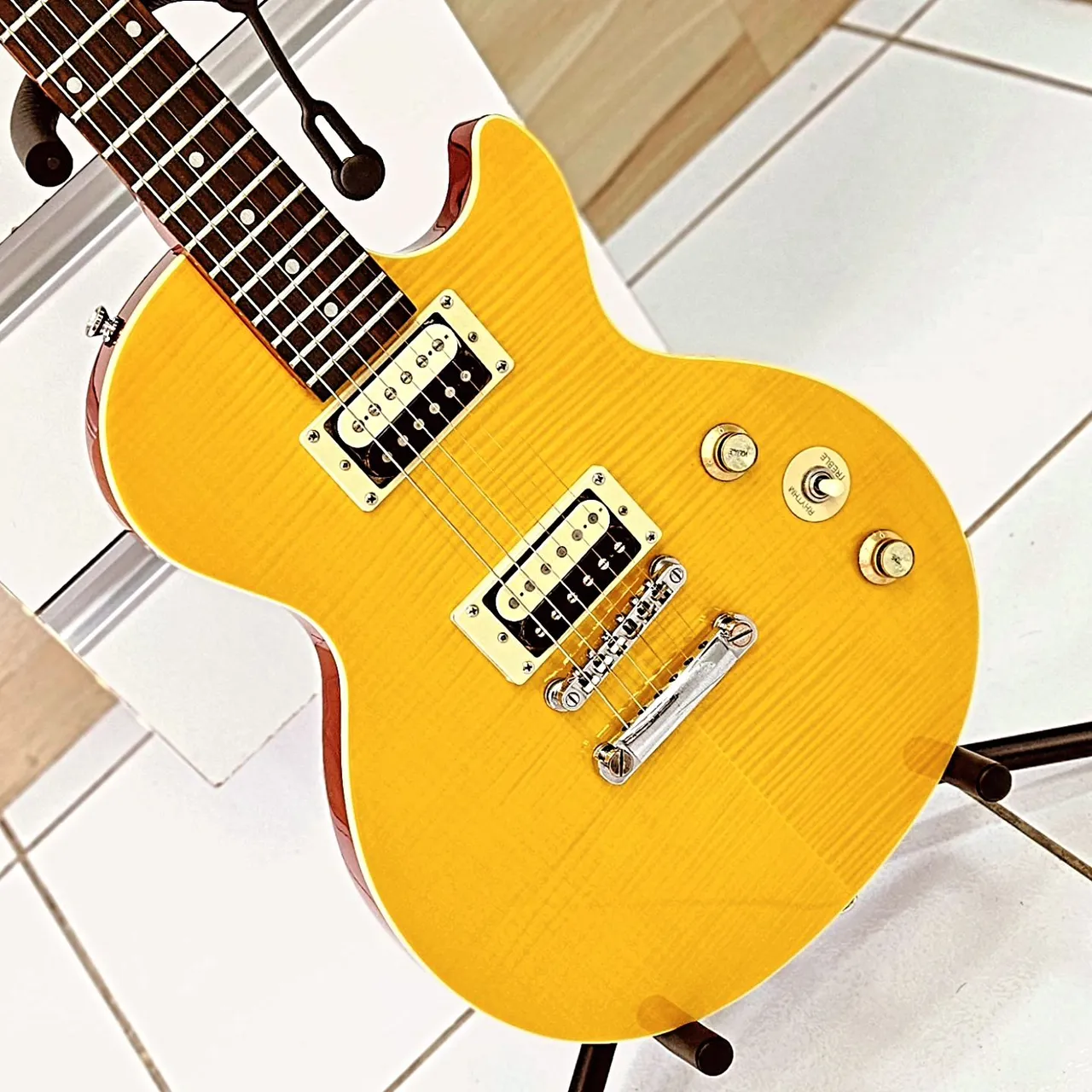epiphone les paul slash