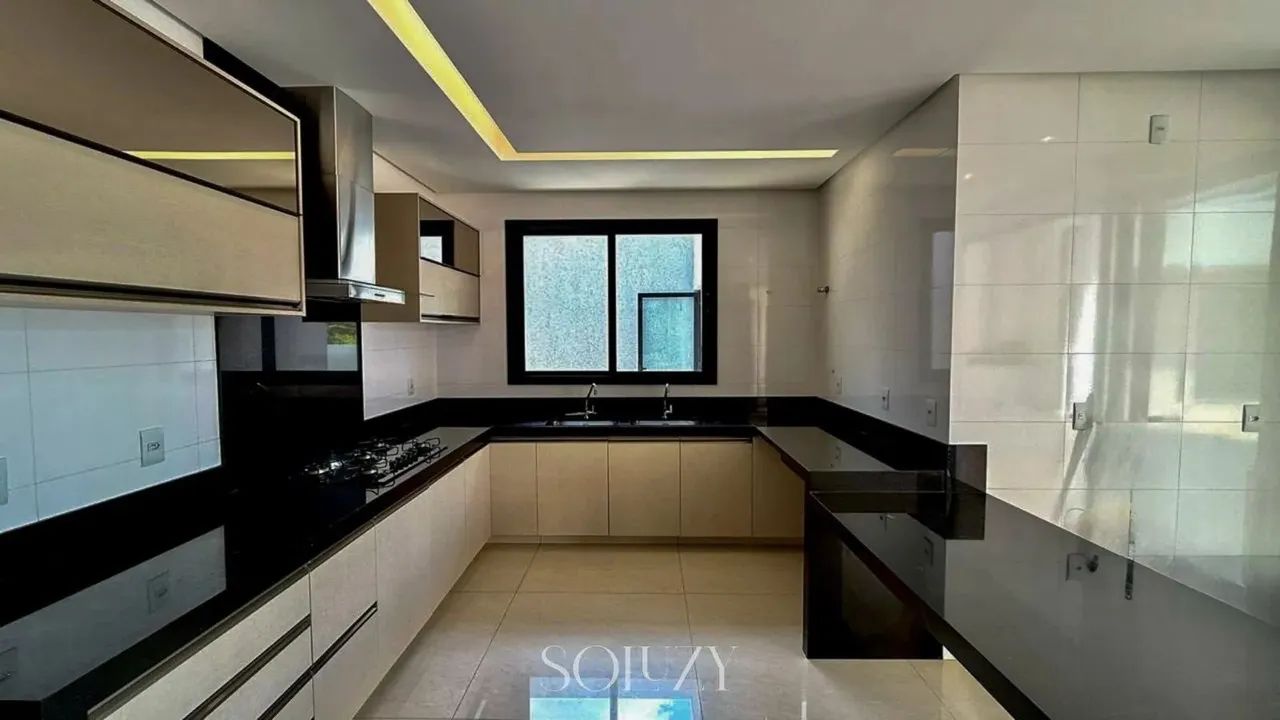 Casa Térrea de Esquina no Jardins Verona | 4 Suítes, Piscina Aquecida e Gourmet Integrado - Foto 4