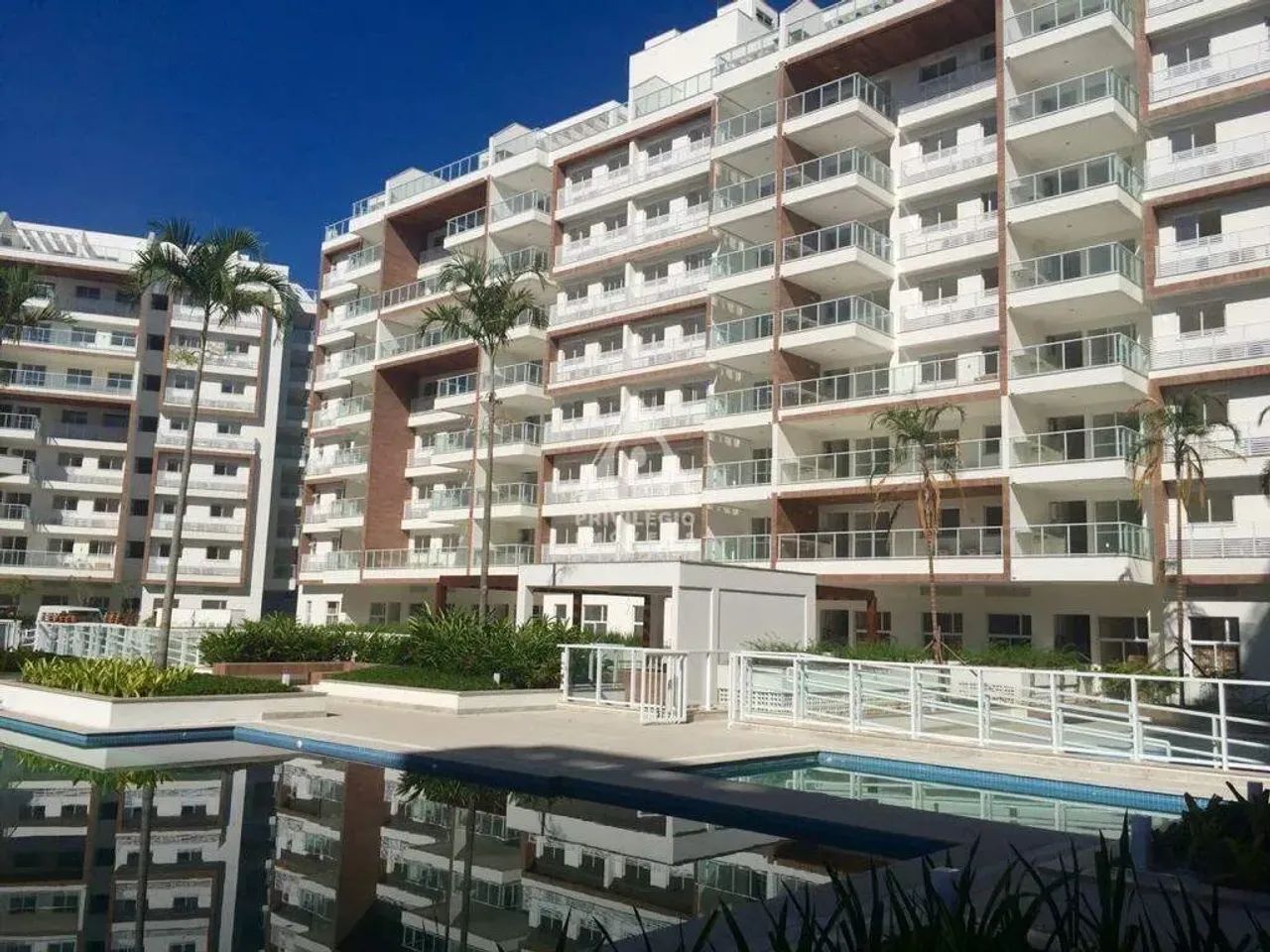 Elegância e Conforto  Apartamento de 2 Quartos no Frames Residence