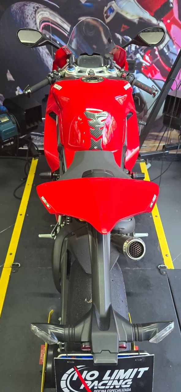 Ducati panigale V4 S  - Foto 4