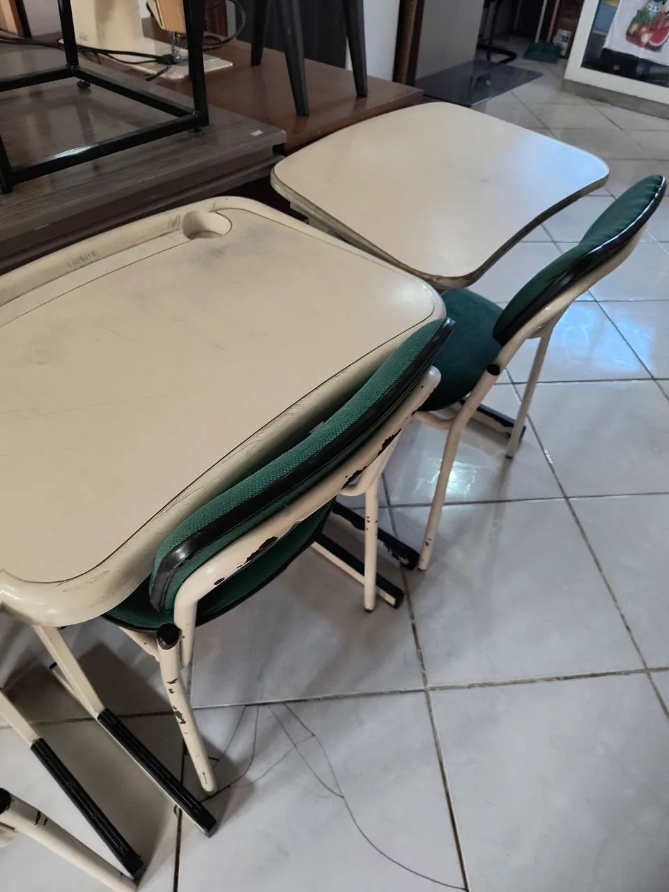Escrivaninha Compacta - 75cm Altura - Foto 3