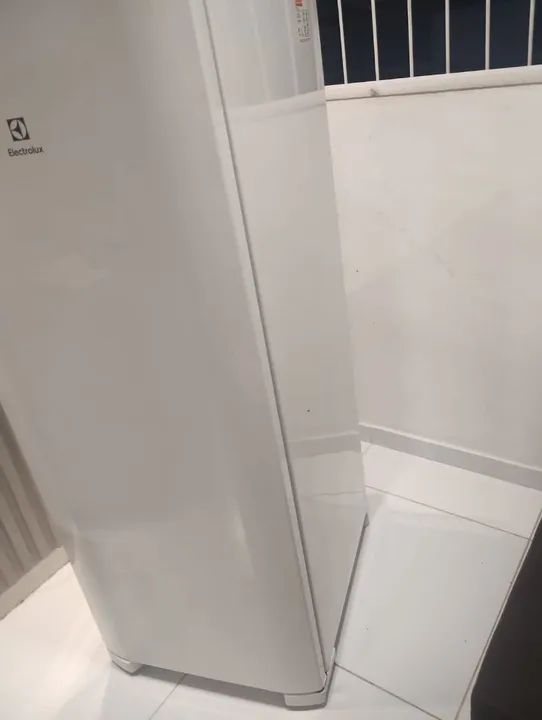 Geladeira Electrolux Fros Free  - Foto 4