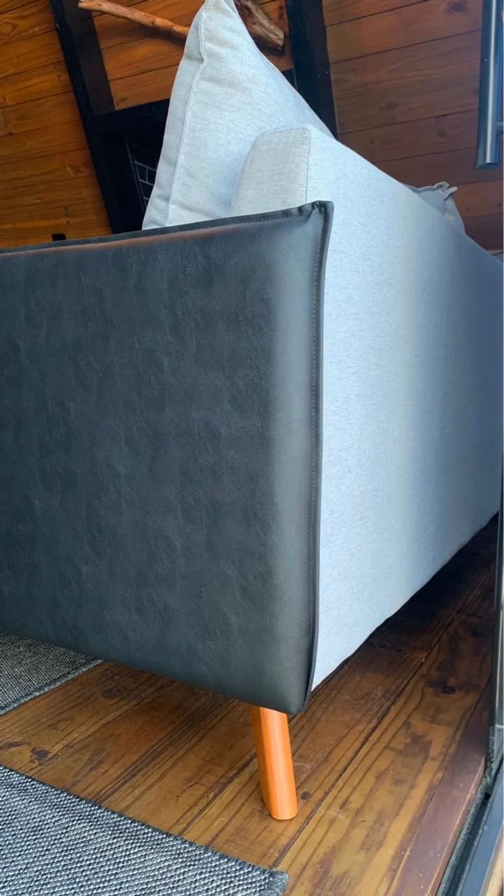 Sofá 3 lugares moderno - Foto 4