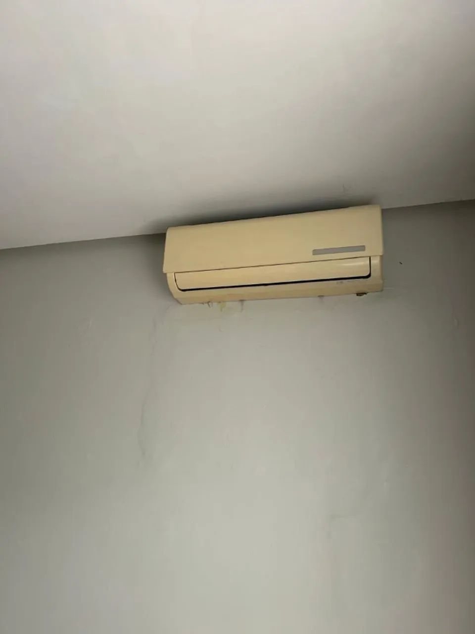 AR CONDICIONADO MIDEA 12 MIL BTUS