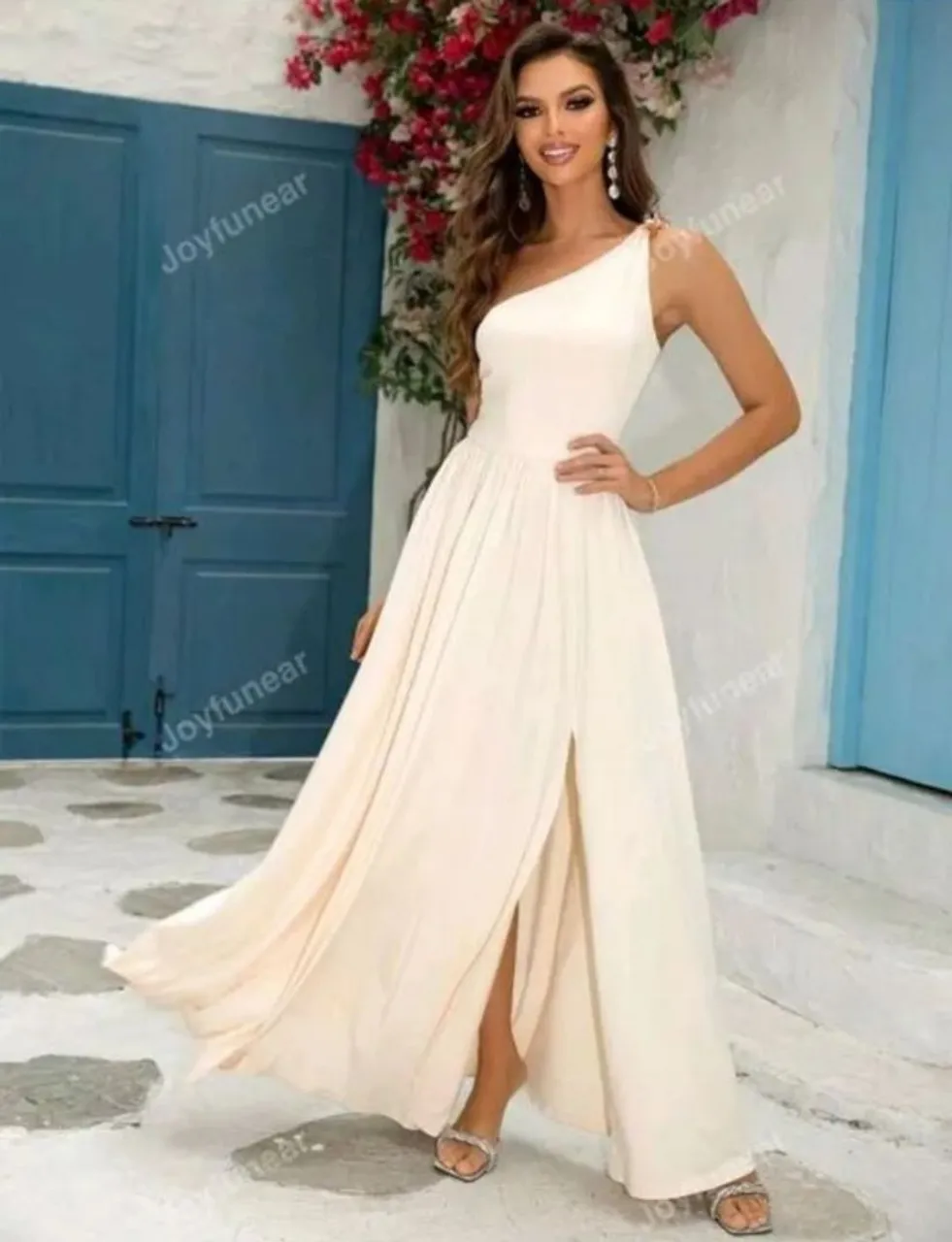 Vestido Longo de Festa - Um ombro só com fenda