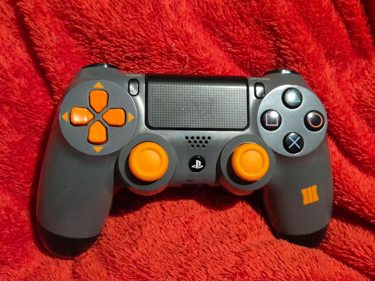 Dualshock 4 Edição Call of duty Black ops 3