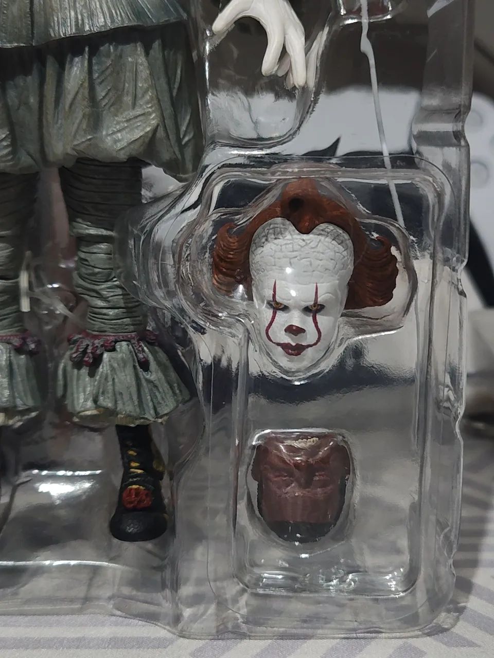 Pennywise It Neca welcome to derry - Foto 3