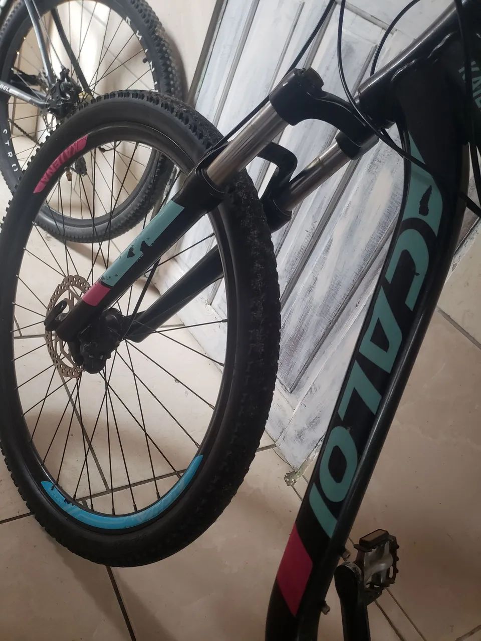 Bicicleta  caloi aro 29 - Foto 2