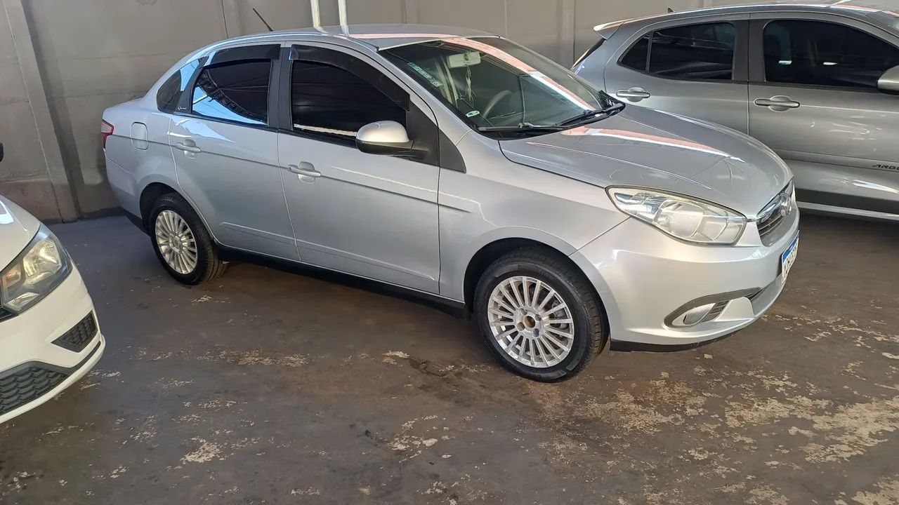 Fiat Grand Siena 2013
