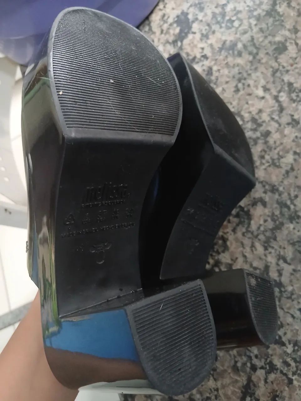 Vendo ou troco melissa 