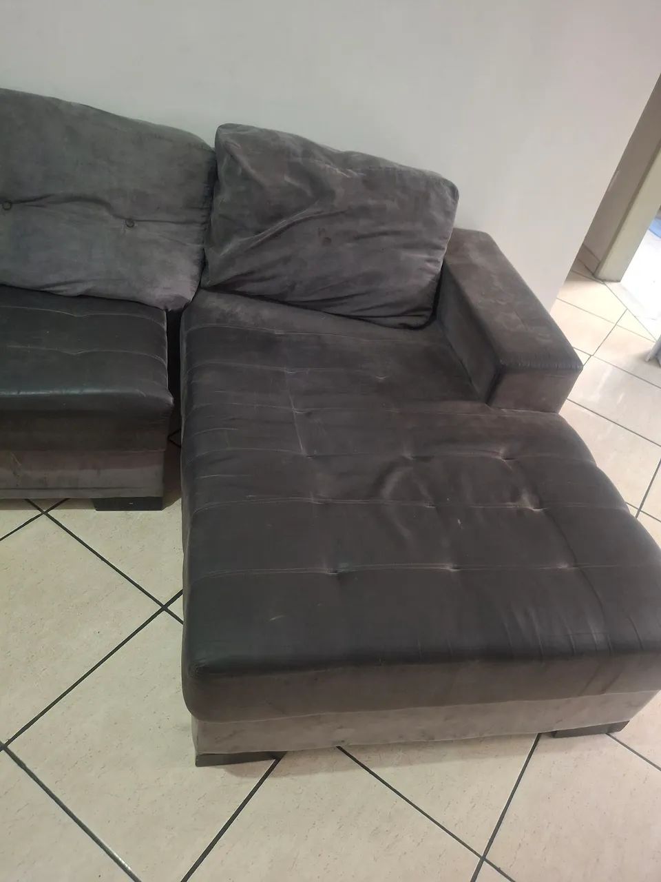 Sofa com chaise - Foto 3