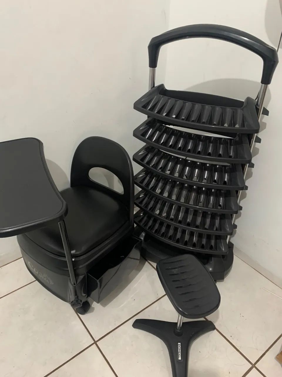 Vendo kit completo manicure 