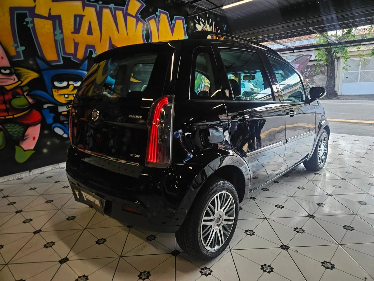 Fiat Idea Essence 1.6 Flex 16V 5P 2012 - Foto 4