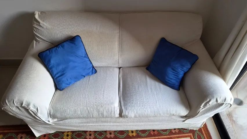 Sofá 2 Lugares 1,60m com Capa Branca Lavável + 2 Almofadas de Brinde - Foto 5