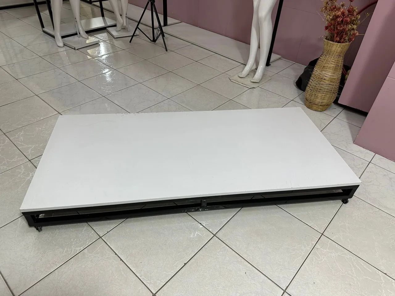 Base para Manequins Loja Roupas  - Foto 2