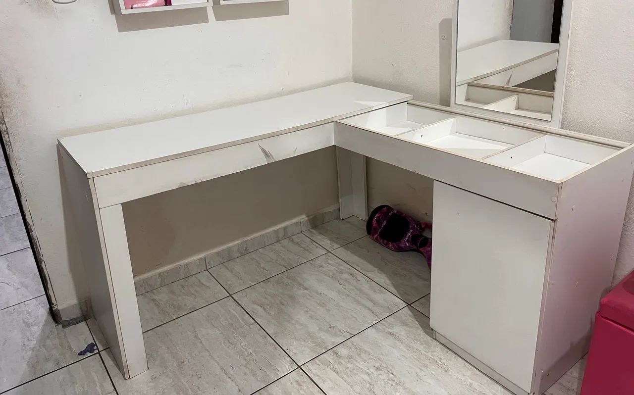 Mesa de estudo e penteadeira - Foto 4