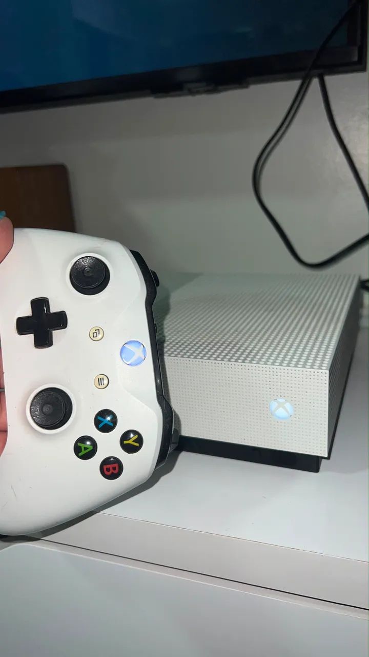 Xbox one 1TB com caixa  - Foto 5